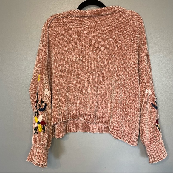 Sadie & Sage | Light pink chenille sweater cottage core twee boxy flowers - Picture 3 of 7